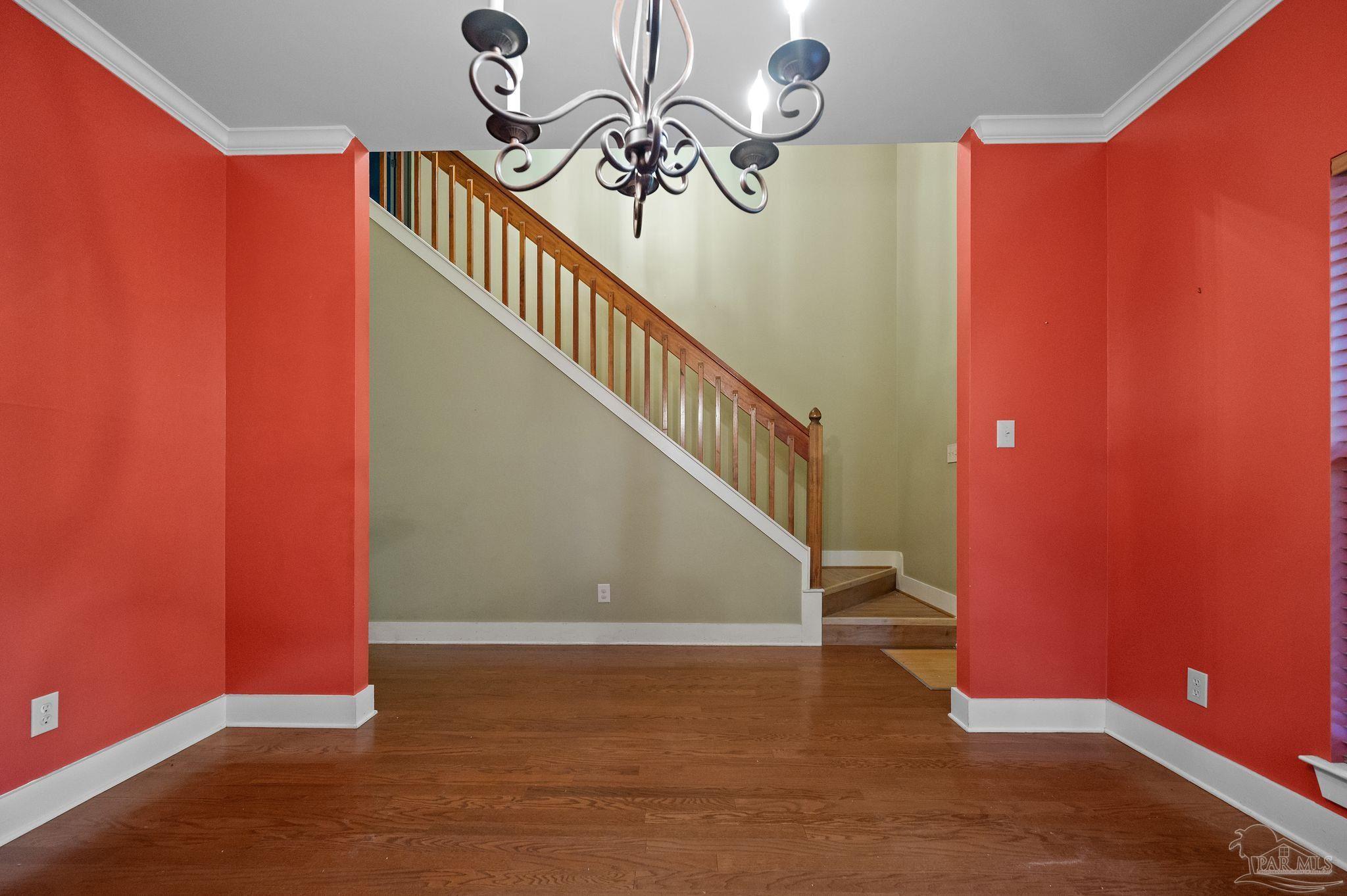 102 Bell Ct