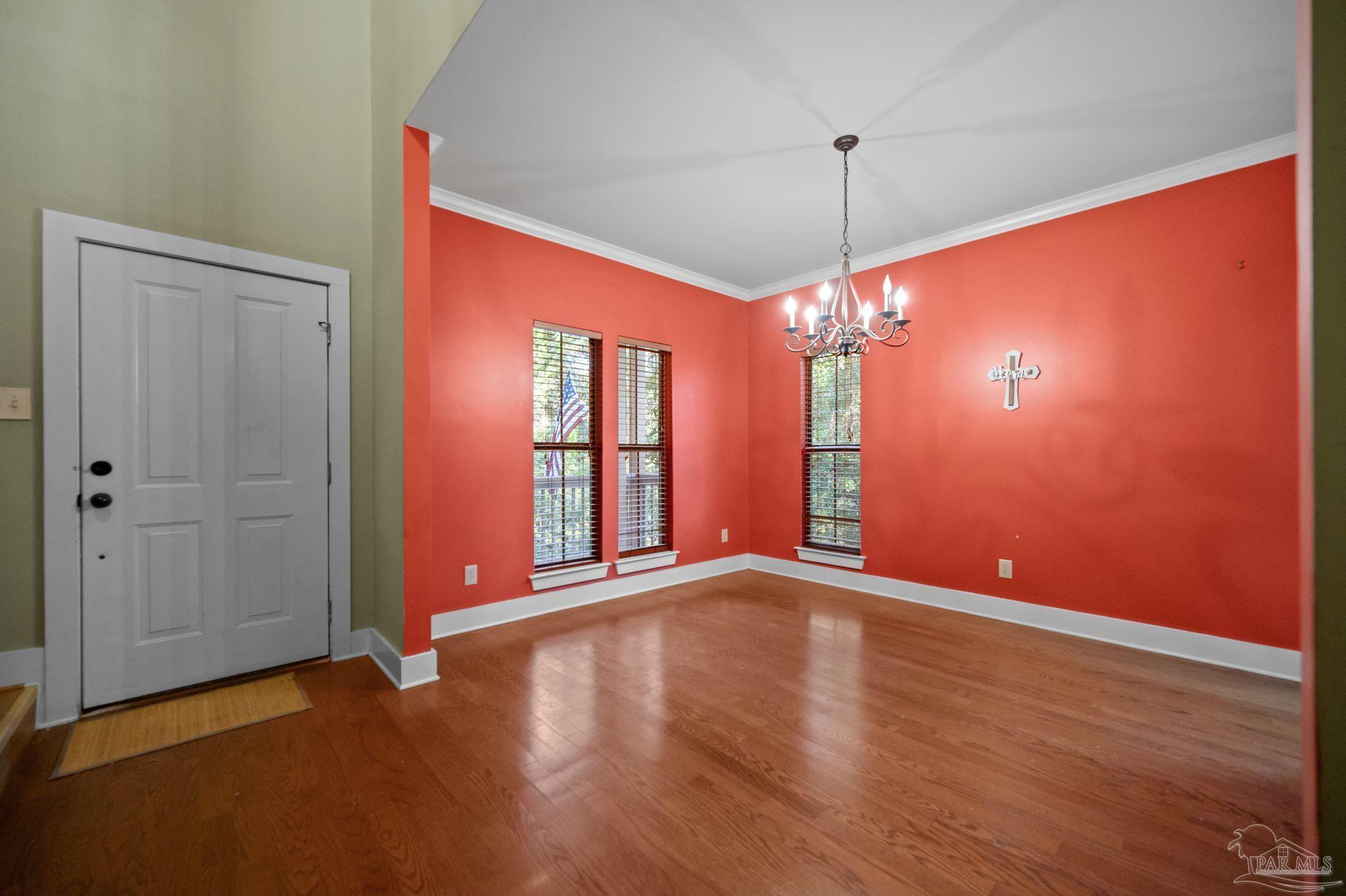 102 Bell Ct