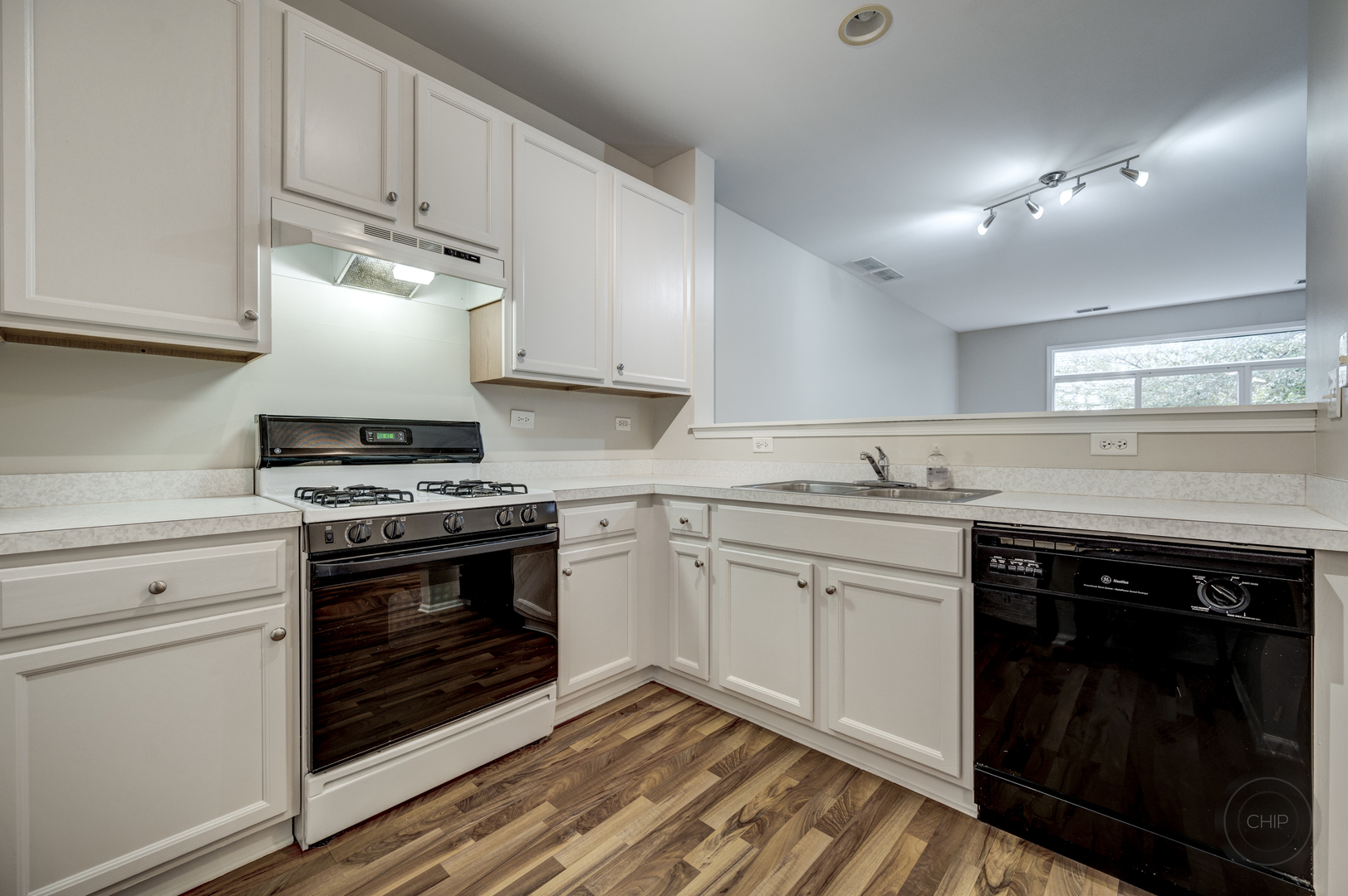 2412 Golf Ridge Circle