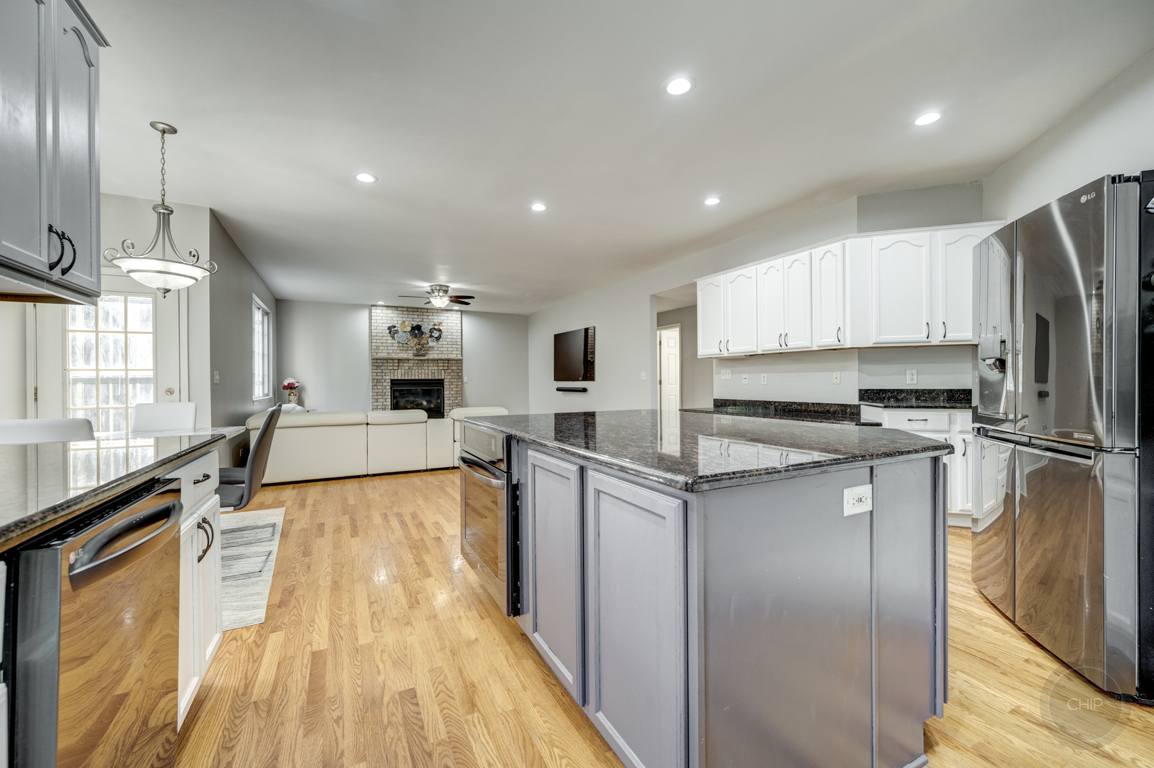 2960 Burlington Avenue