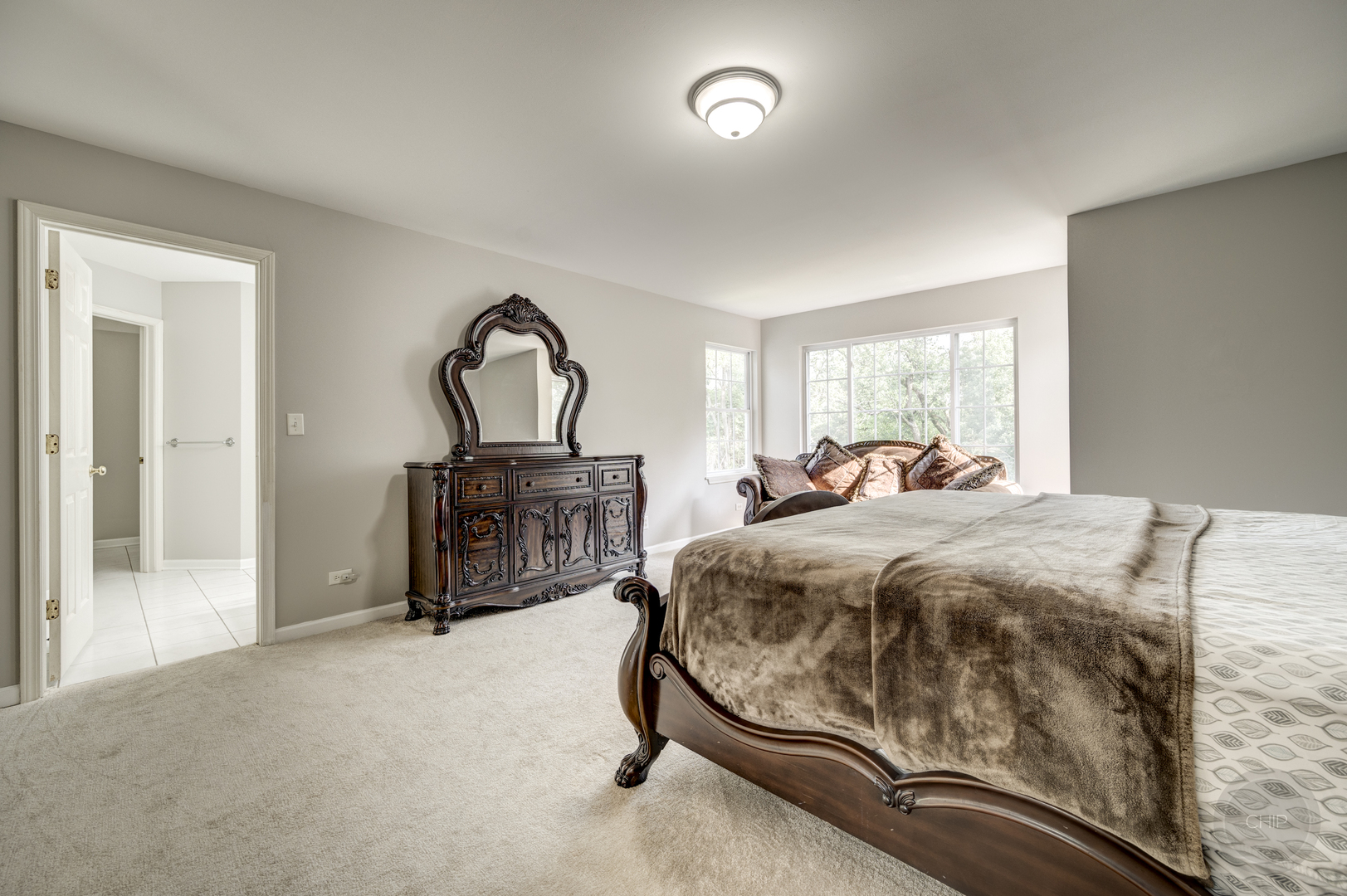 2960 Burlington Avenue