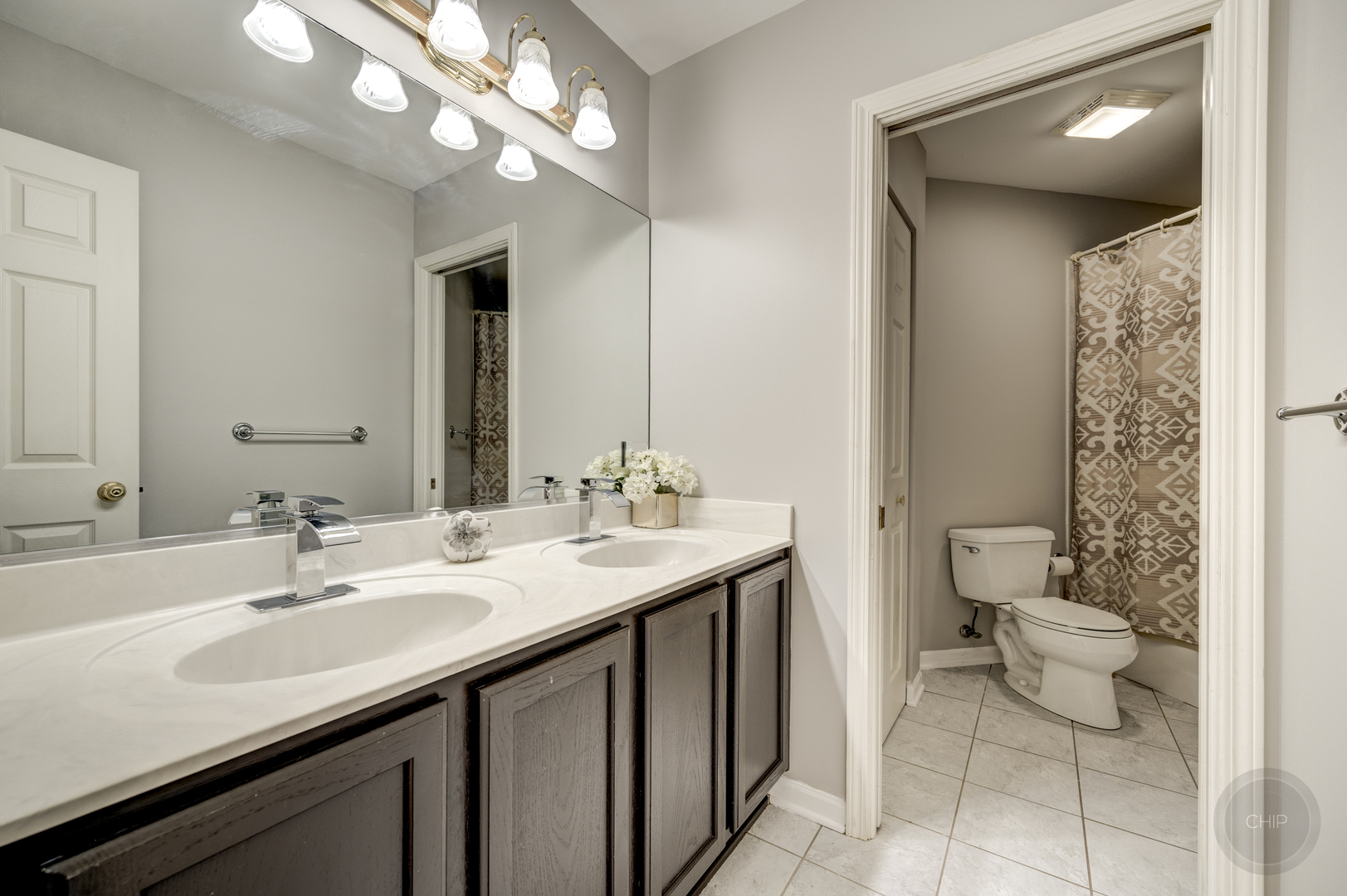 2960 Burlington Avenue