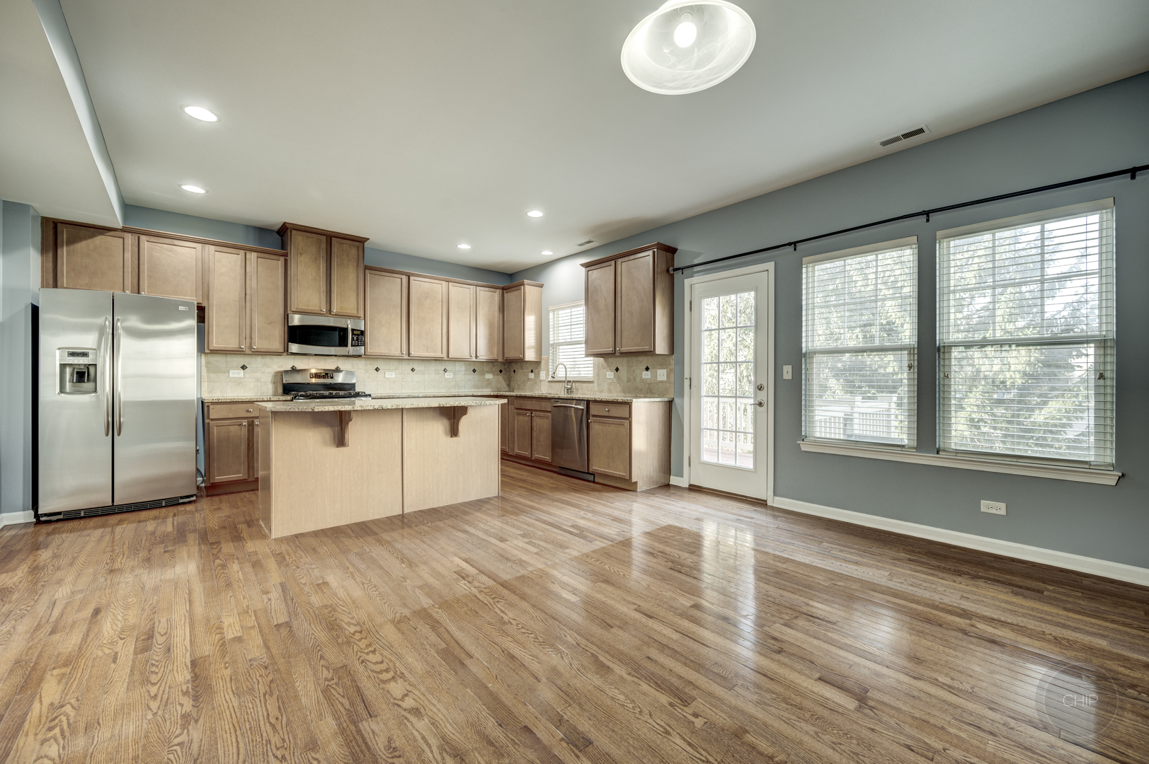 331 N Commerce Street