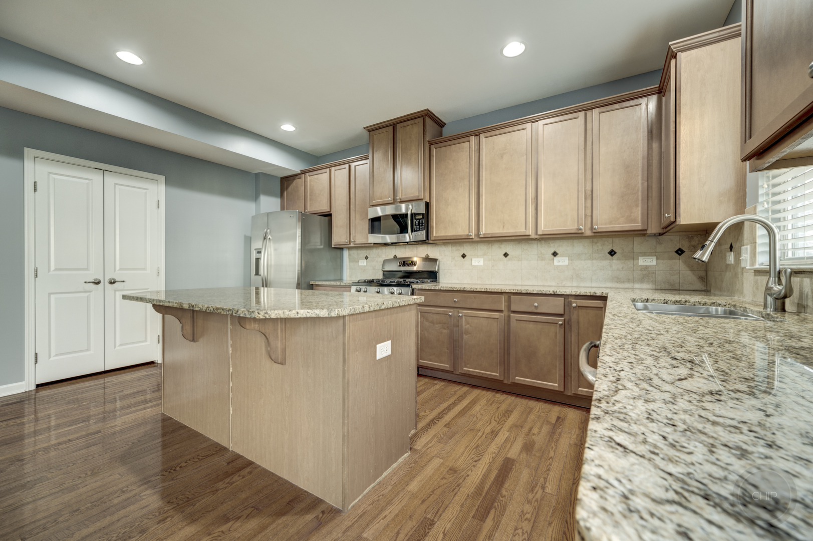 331 N Commerce Street