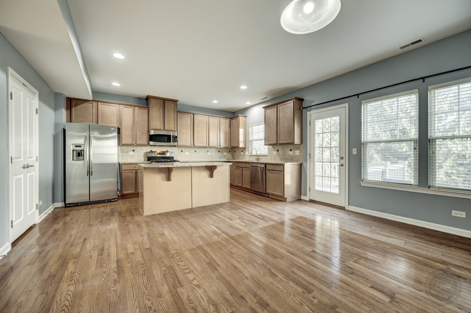 331 N Commerce Street