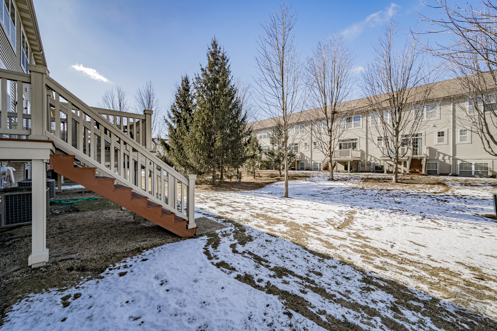 3460 Bradbury Circle