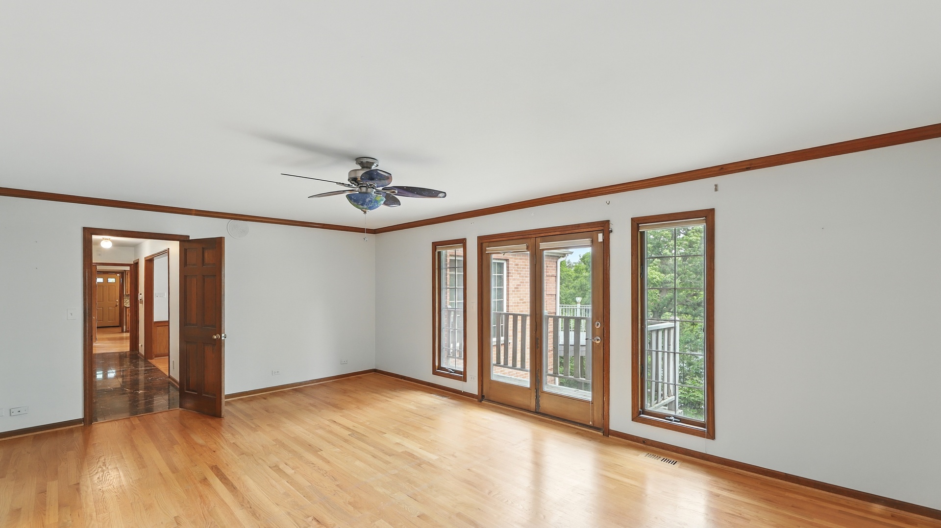 812 Saint Stephens Grn