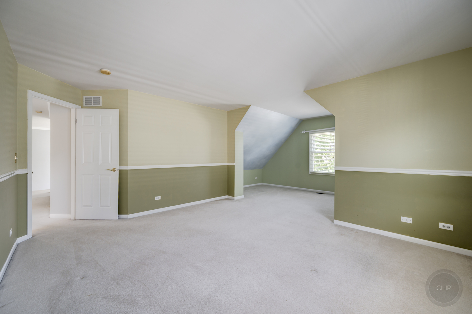 3744 Highknob Circle