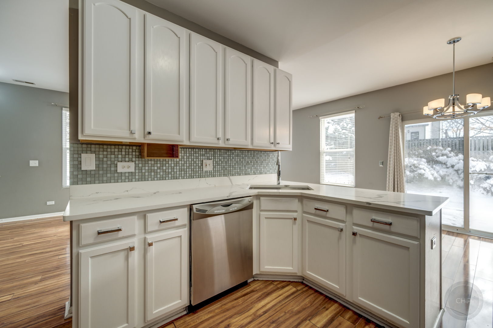 4055 Blackstone Drive Unit: 4055