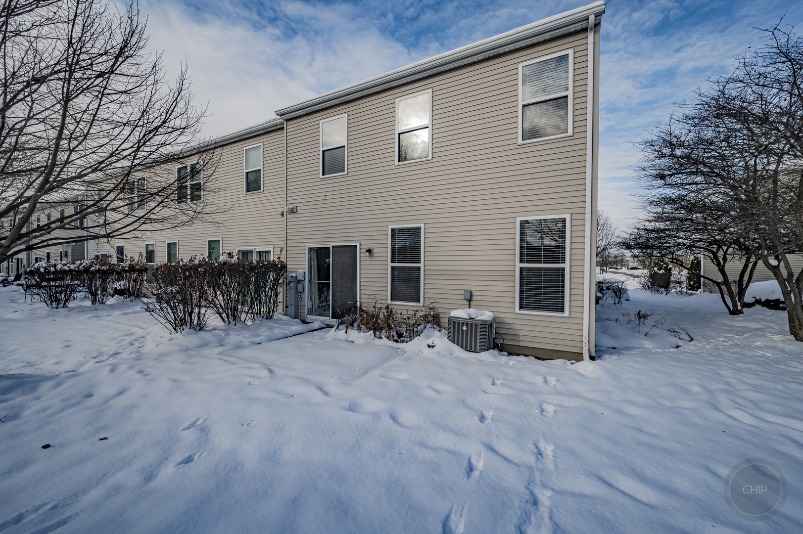 4055 Blackstone Drive Unit: 4055