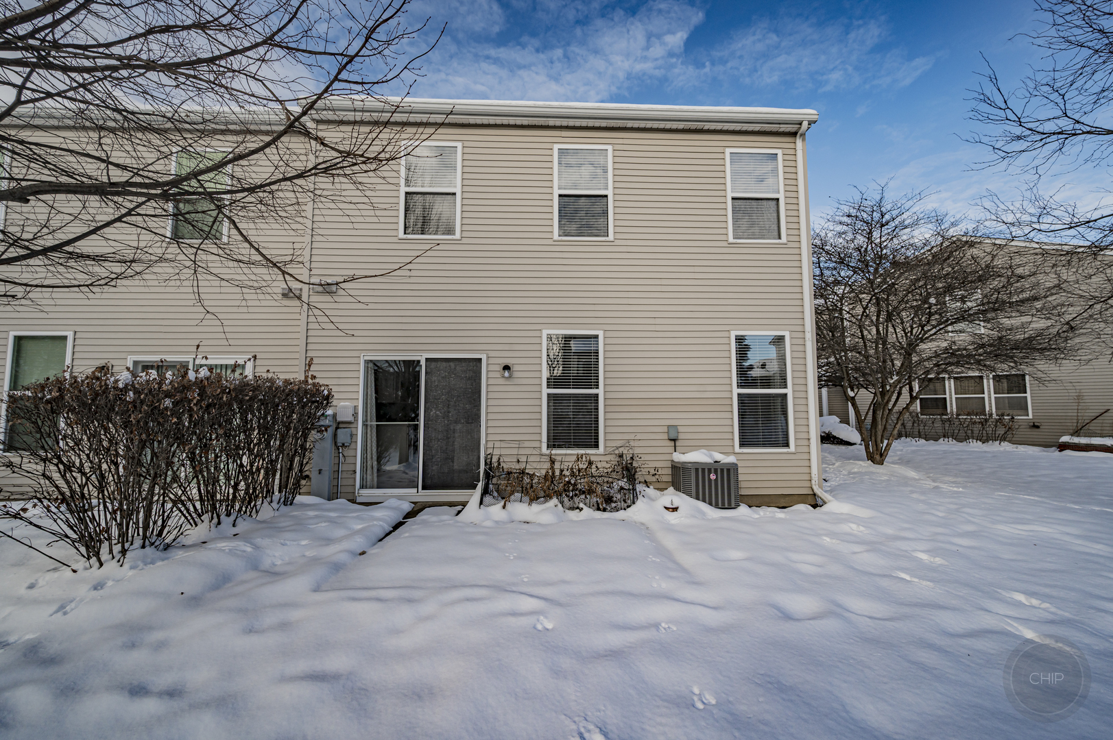 4055 Blackstone Drive Unit: 4055