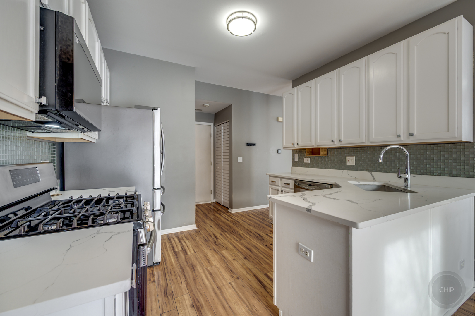 4055 Blackstone Drive Unit: 4055