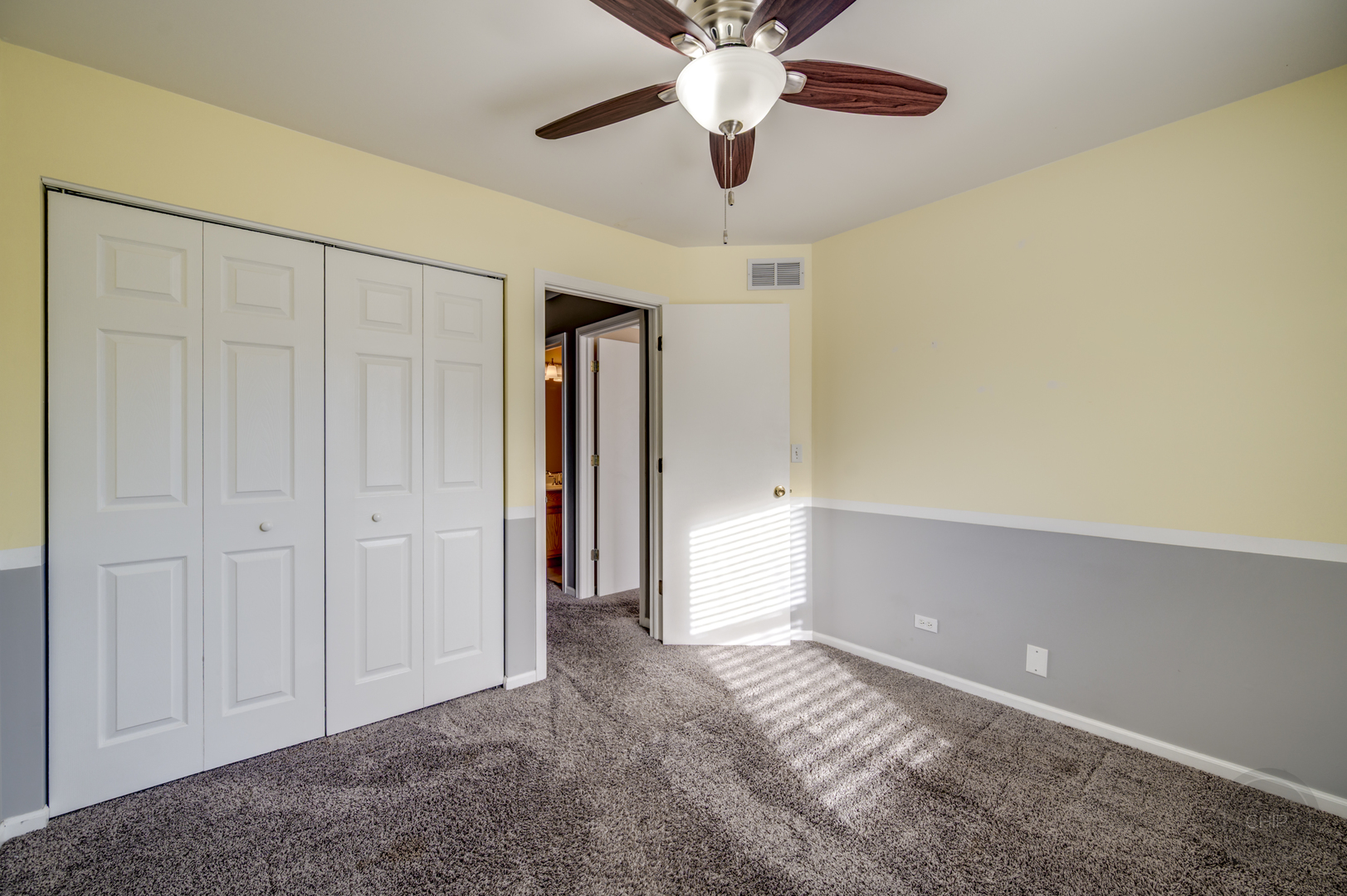 4055 Blackstone Drive Unit: 4055