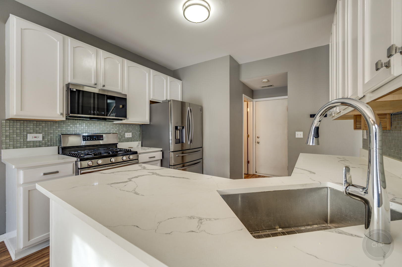 4055 Blackstone Drive Unit: 4055