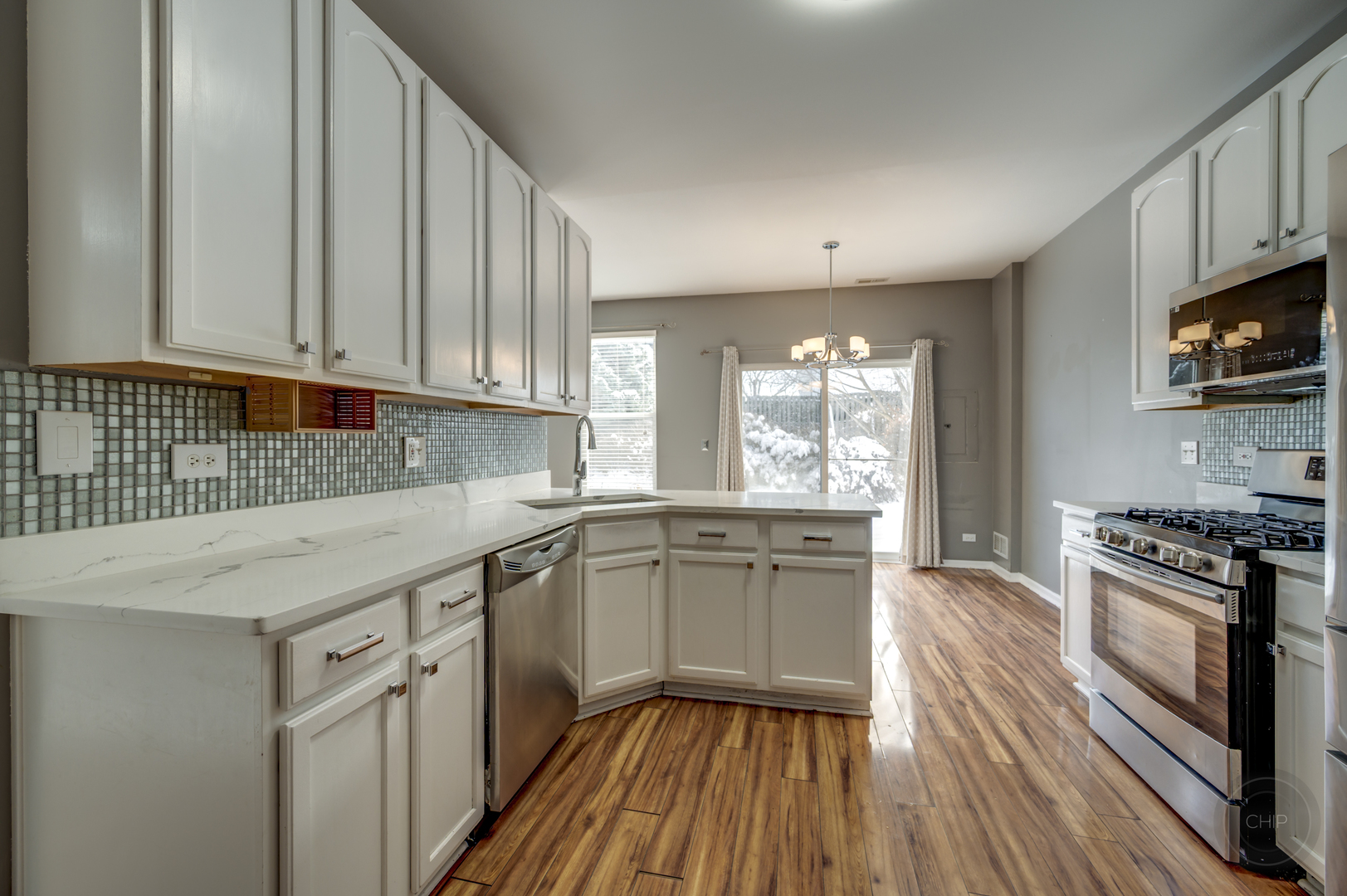 4055 Blackstone Drive Unit: 4055