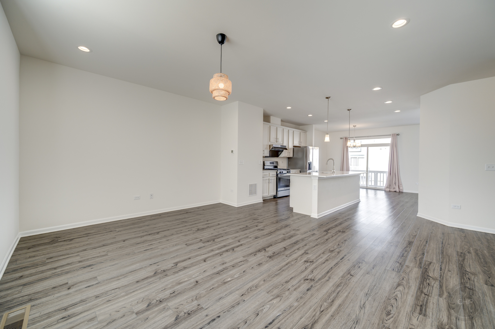 4138 Irving Road Unit: 4138