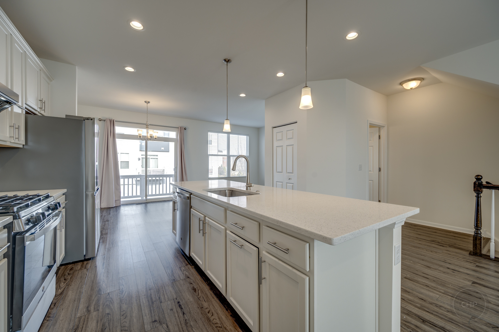 4138 Irving Road Unit: 4138