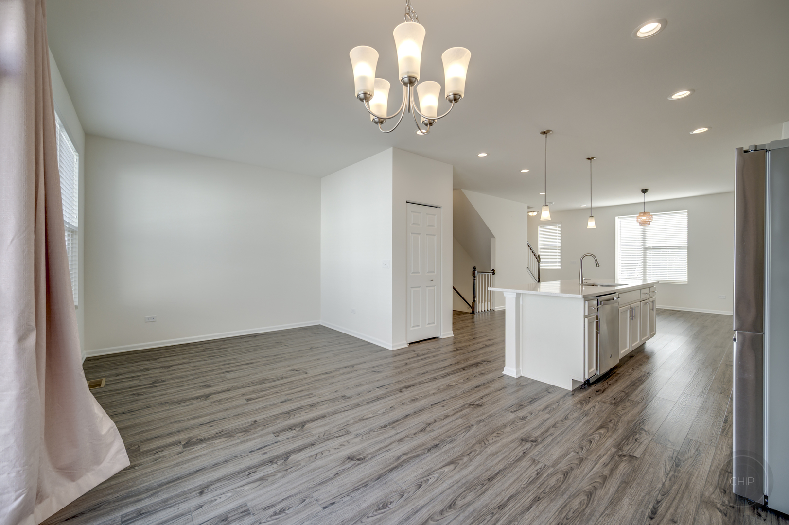 4138 Irving Road Unit: 4138