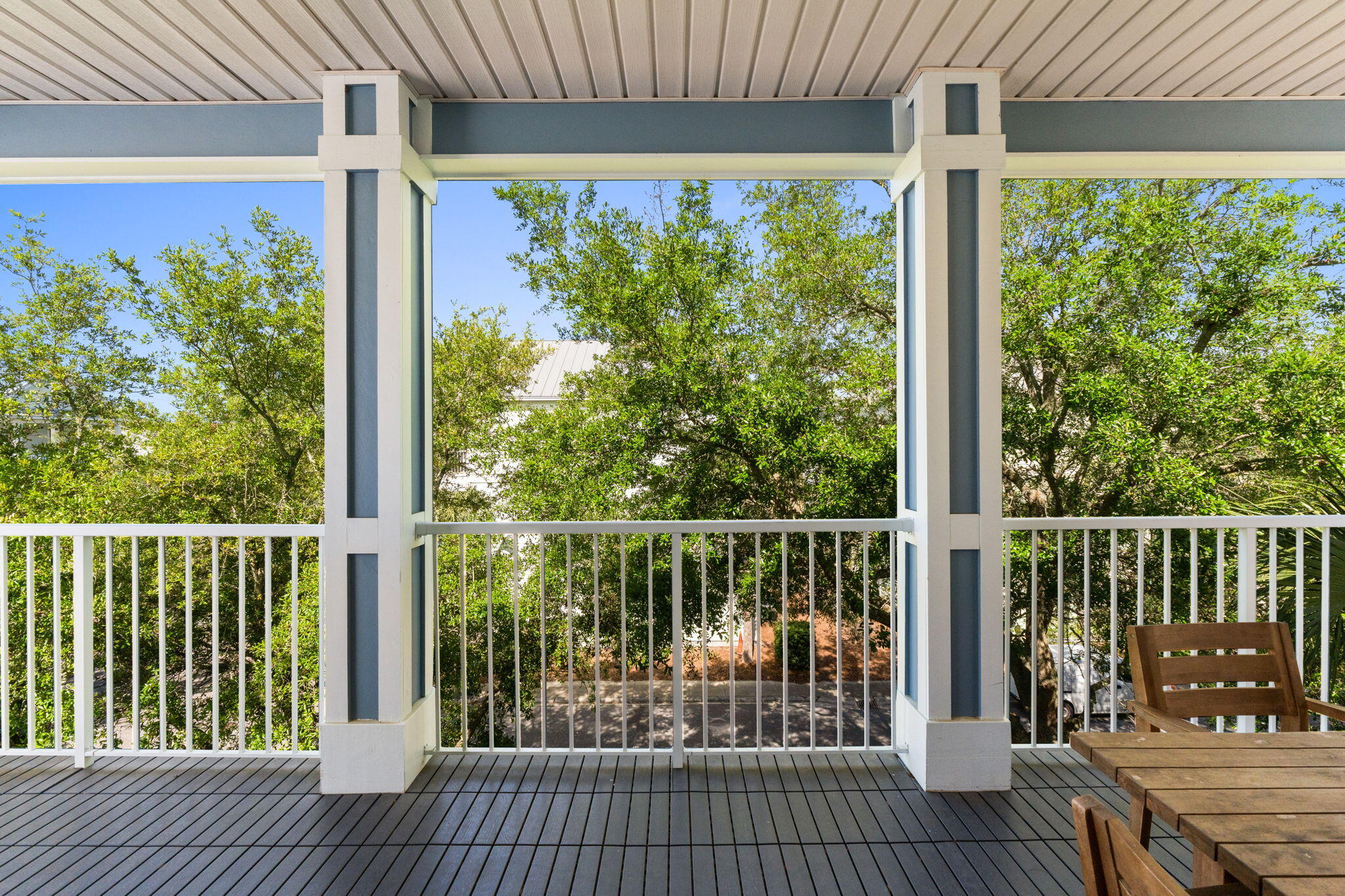 209 E Grand Key Loop