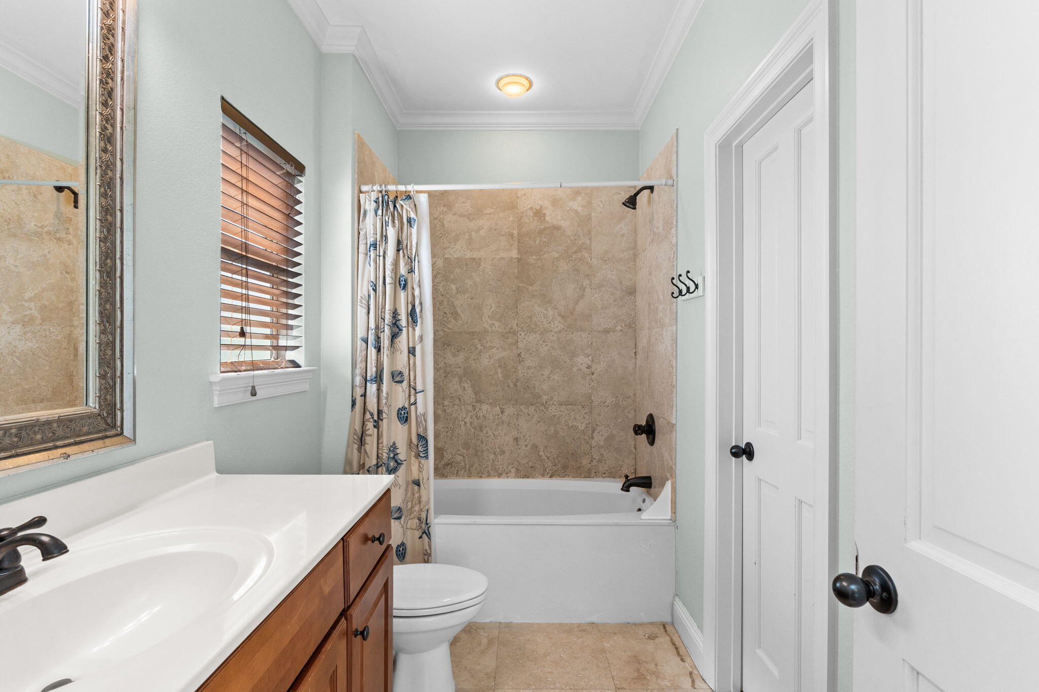 209 E Grand Key Loop