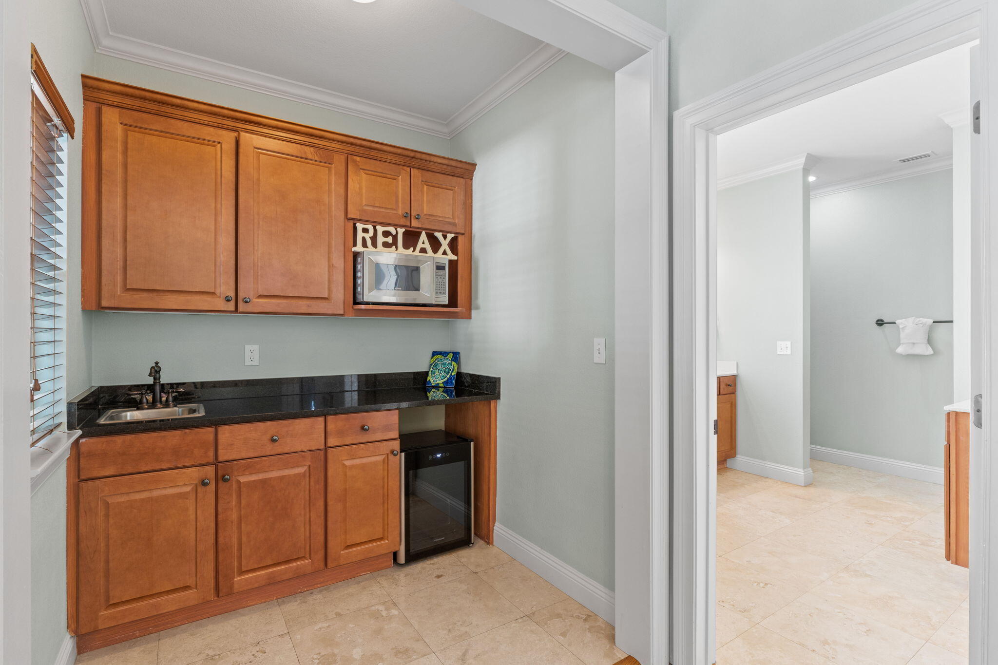 209 E Grand Key Loop