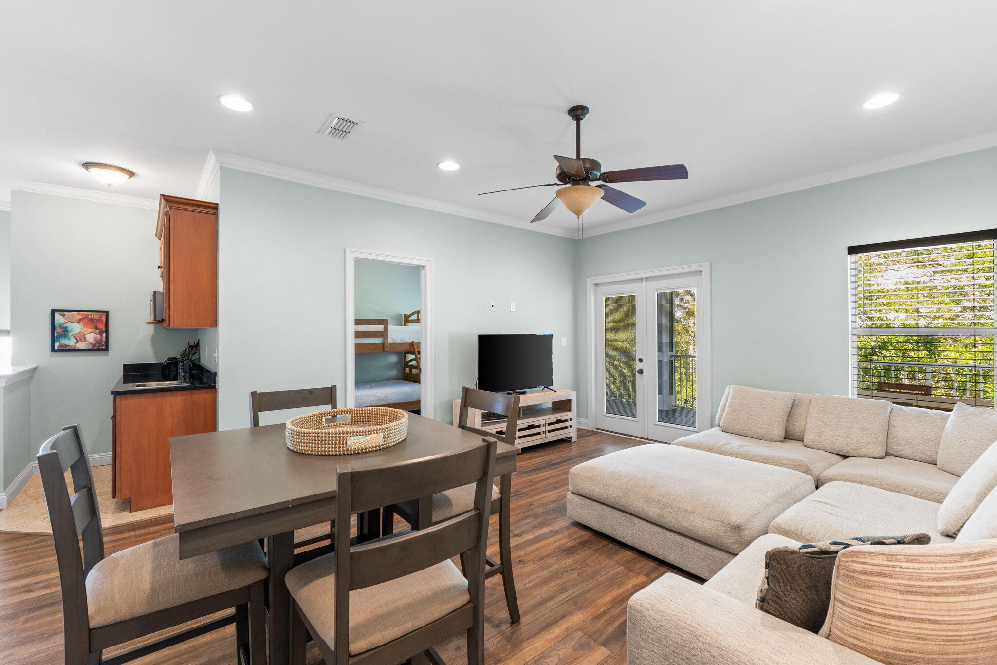 209 E Grand Key Loop