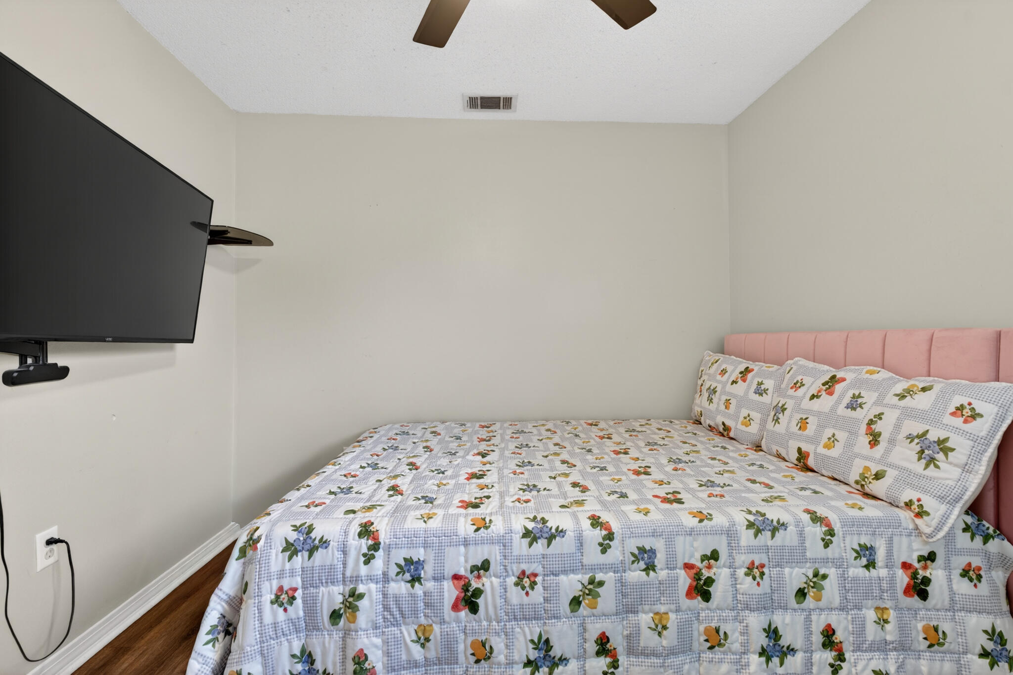 1220 Lexie Drive