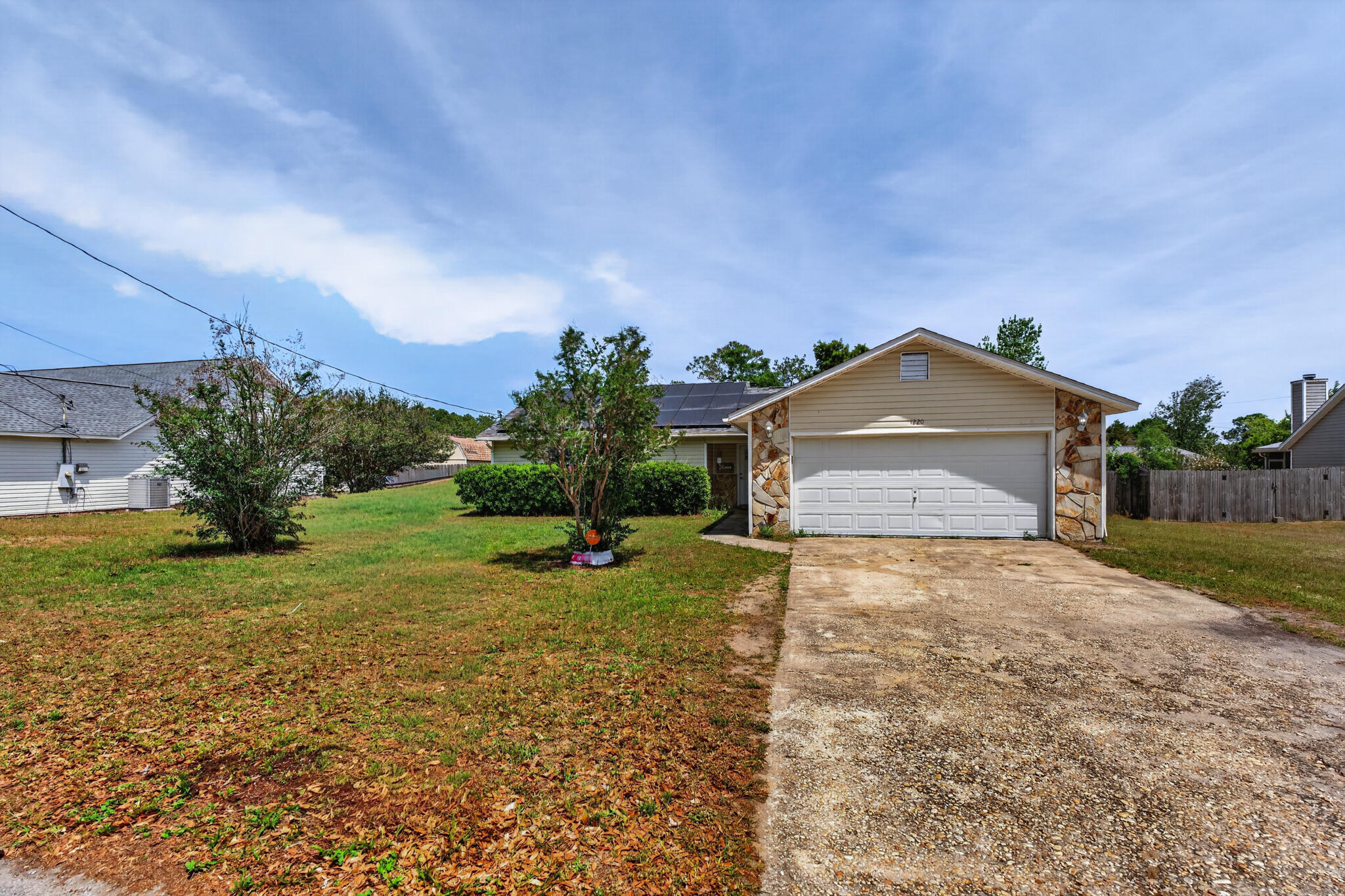 1220 Lexie Drive
