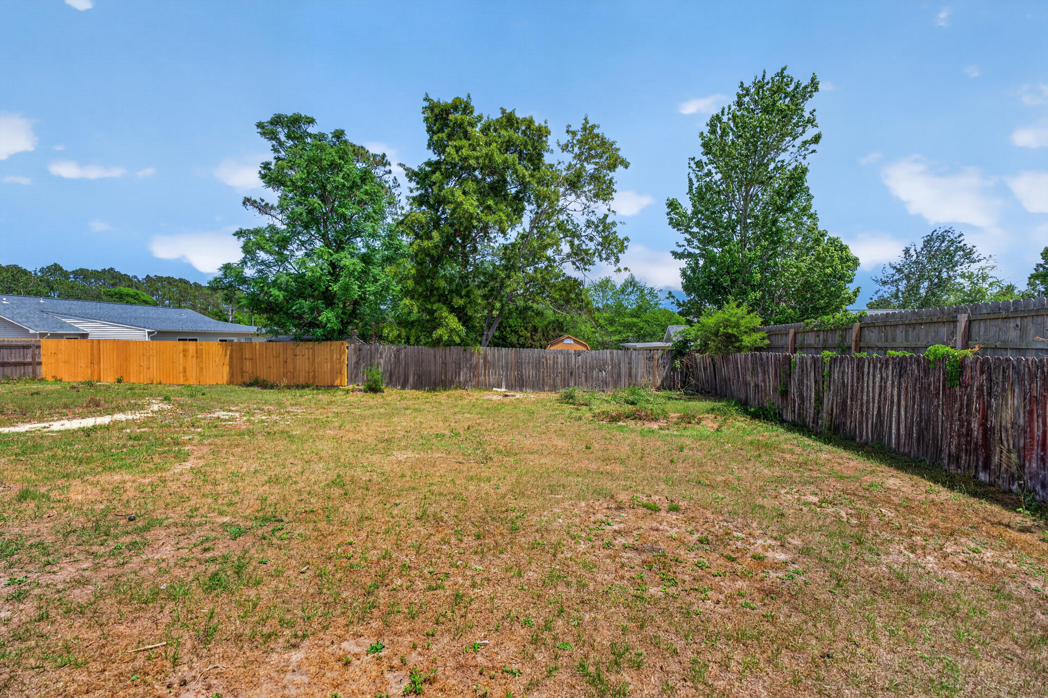 1220 Lexie Drive