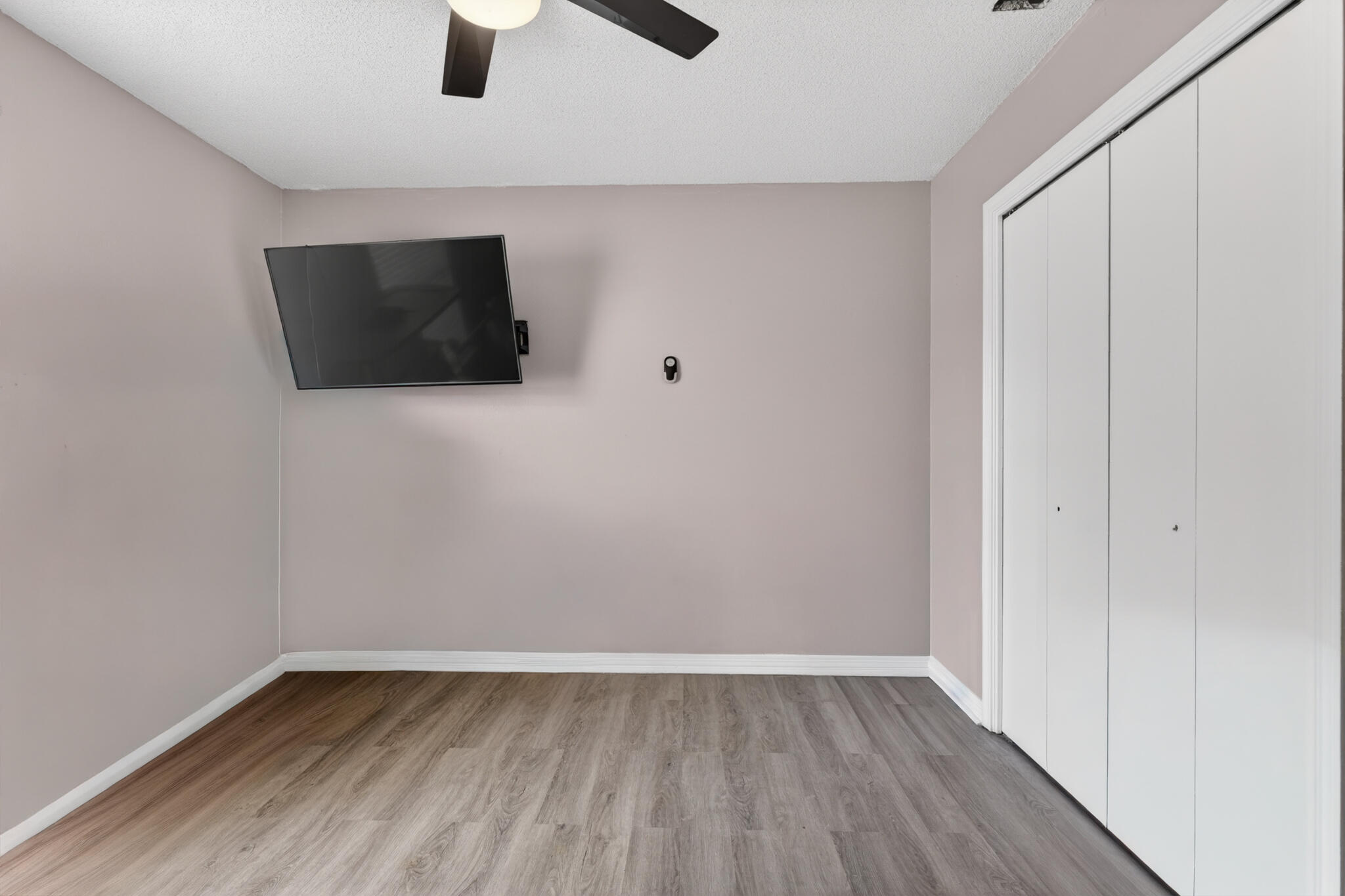 1220 Lexie Drive
