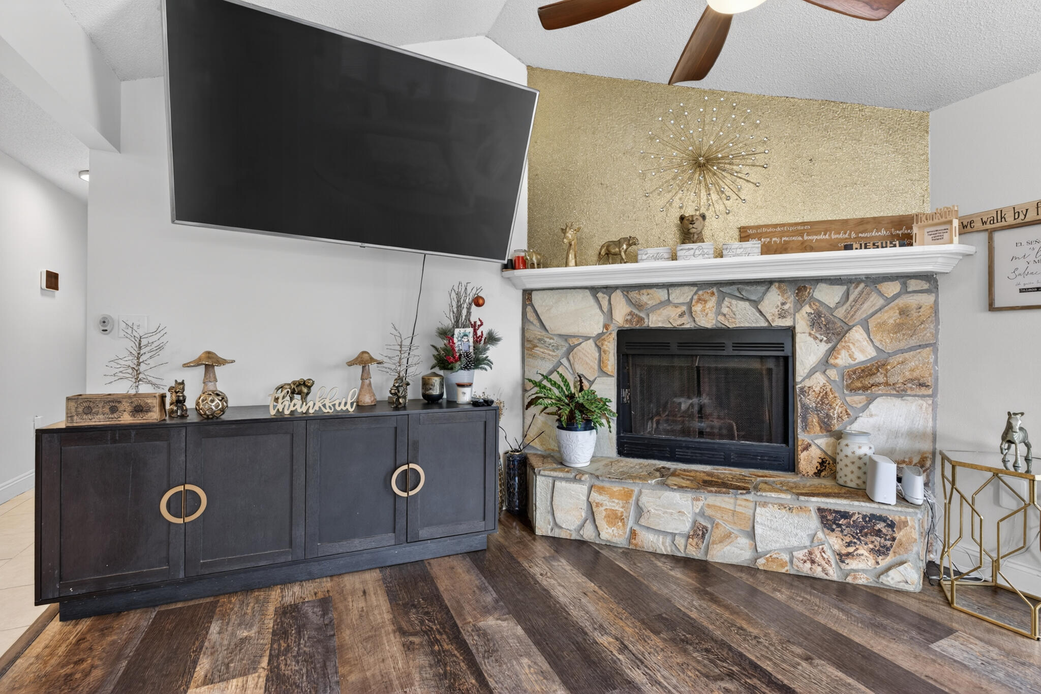 1220 Lexie Drive