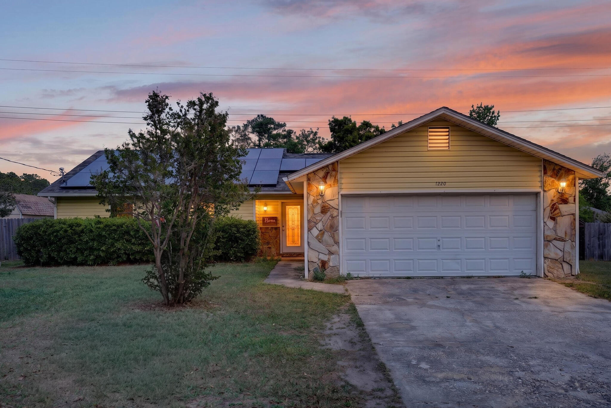 1220 Lexie Drive
