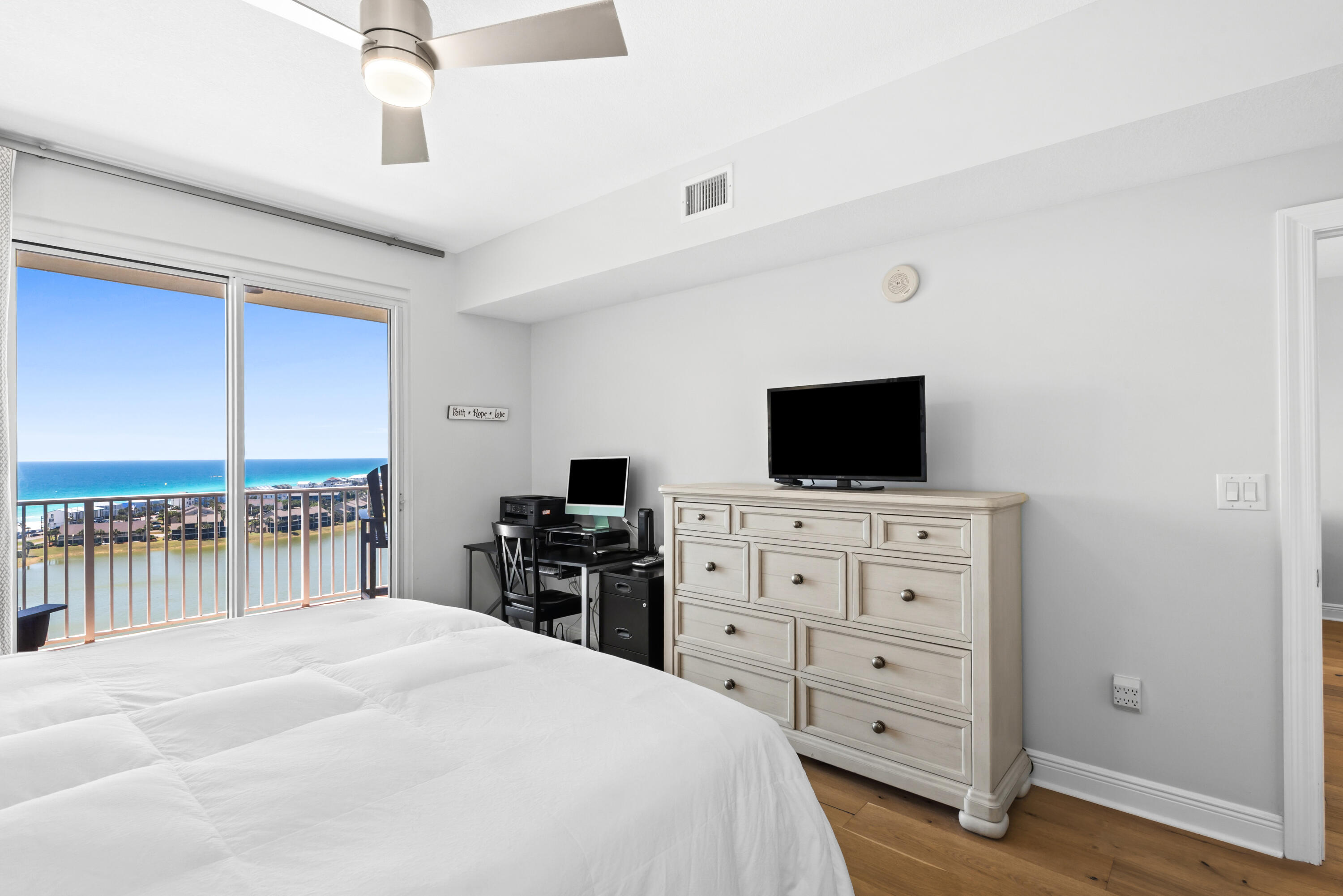 122 Seascape Drive UNIT 1407