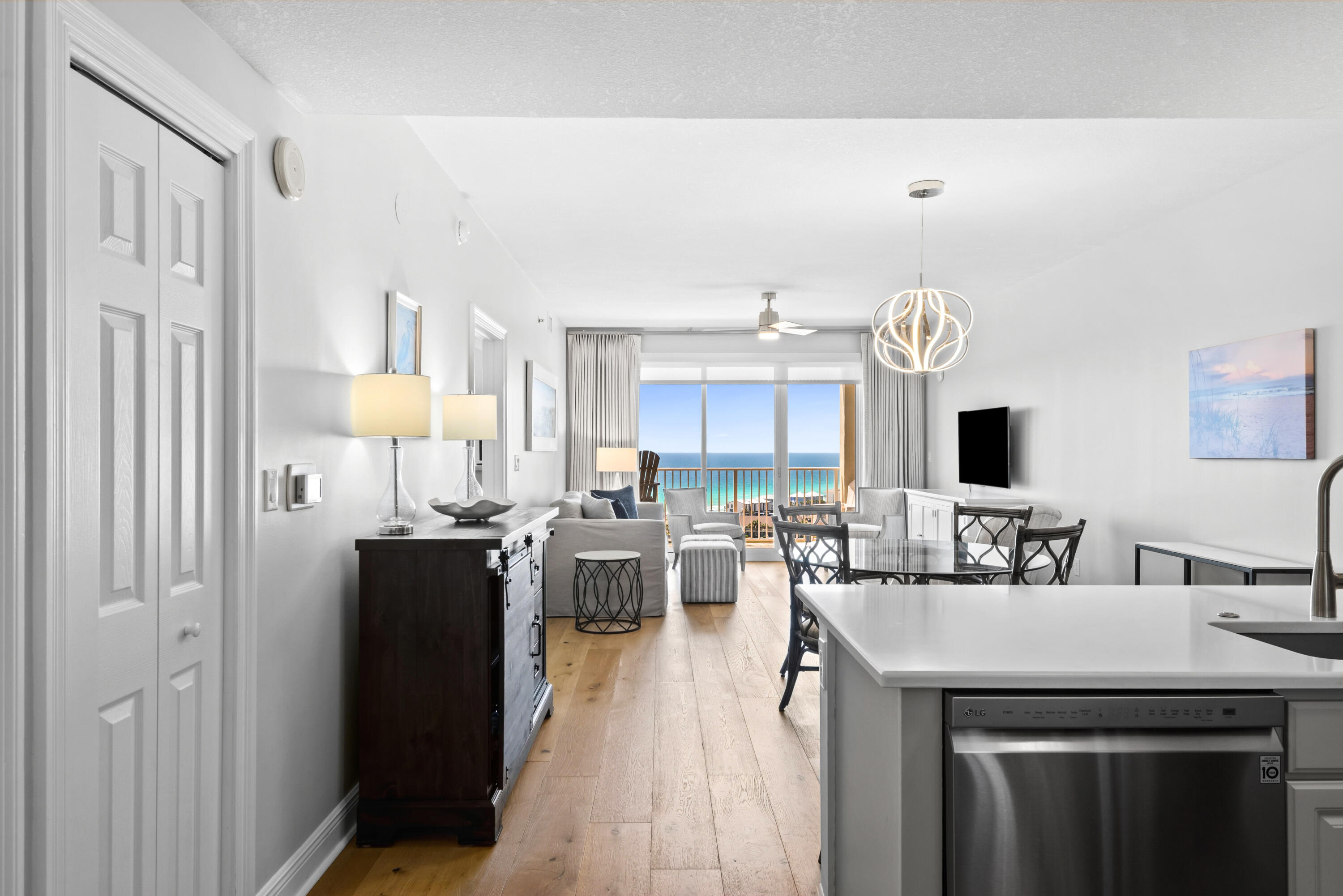 122 Seascape Drive UNIT 1407