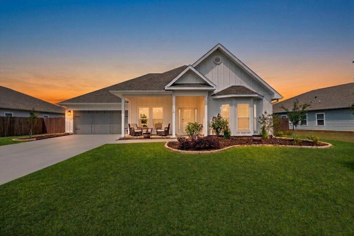 110 E Oak Trees Lane
