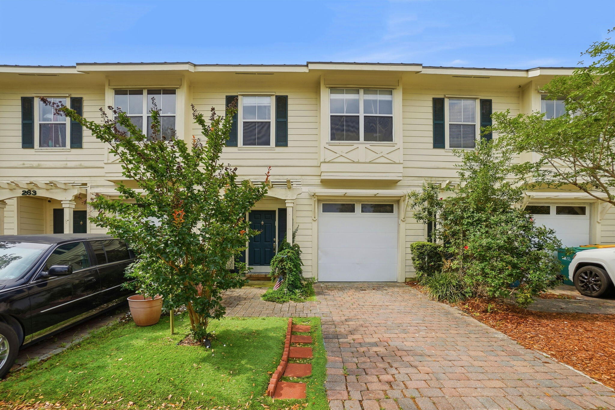 261 Mattie M Kelly Boulevard 261