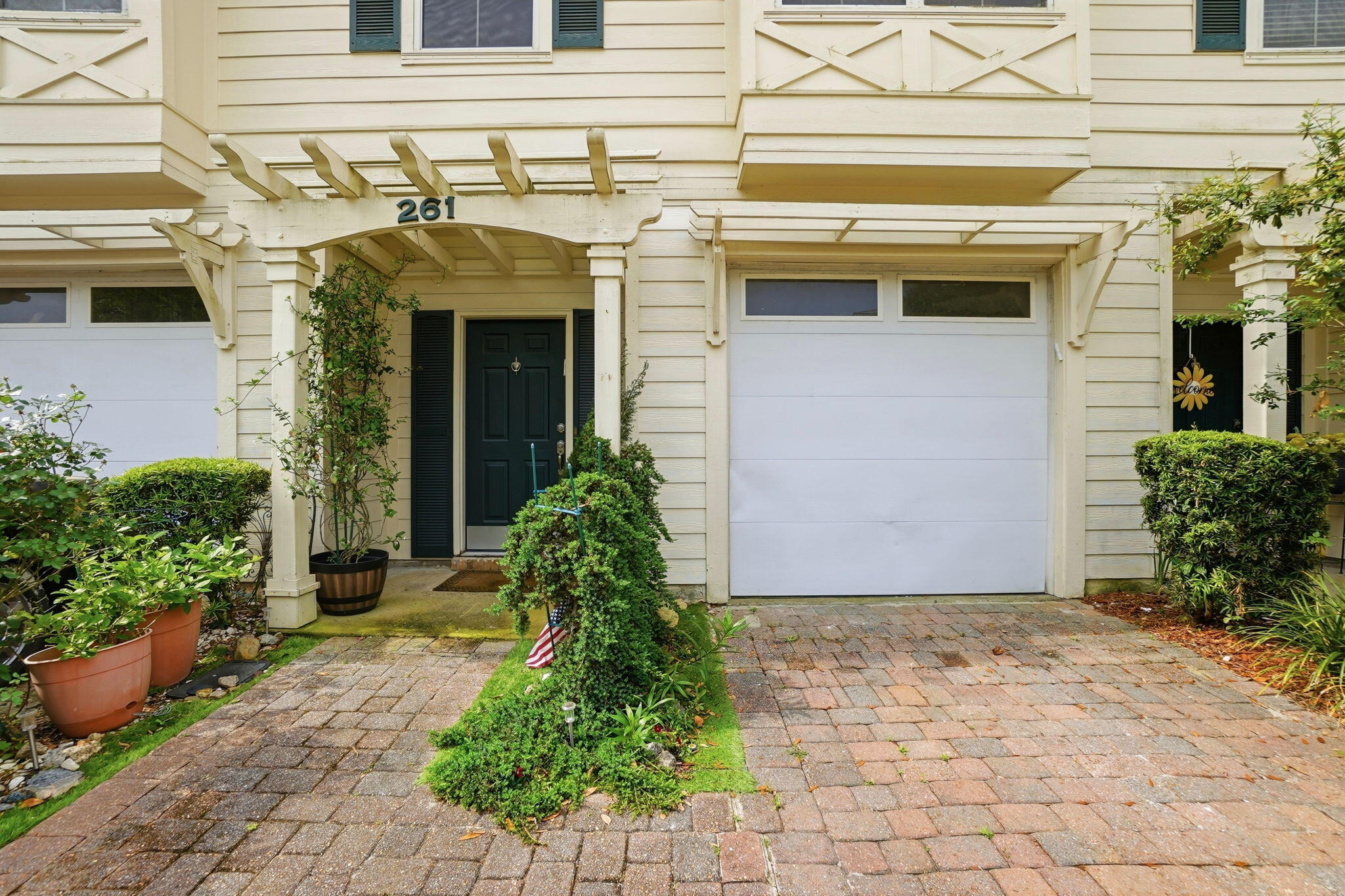 261 Mattie M Kelly Boulevard 261