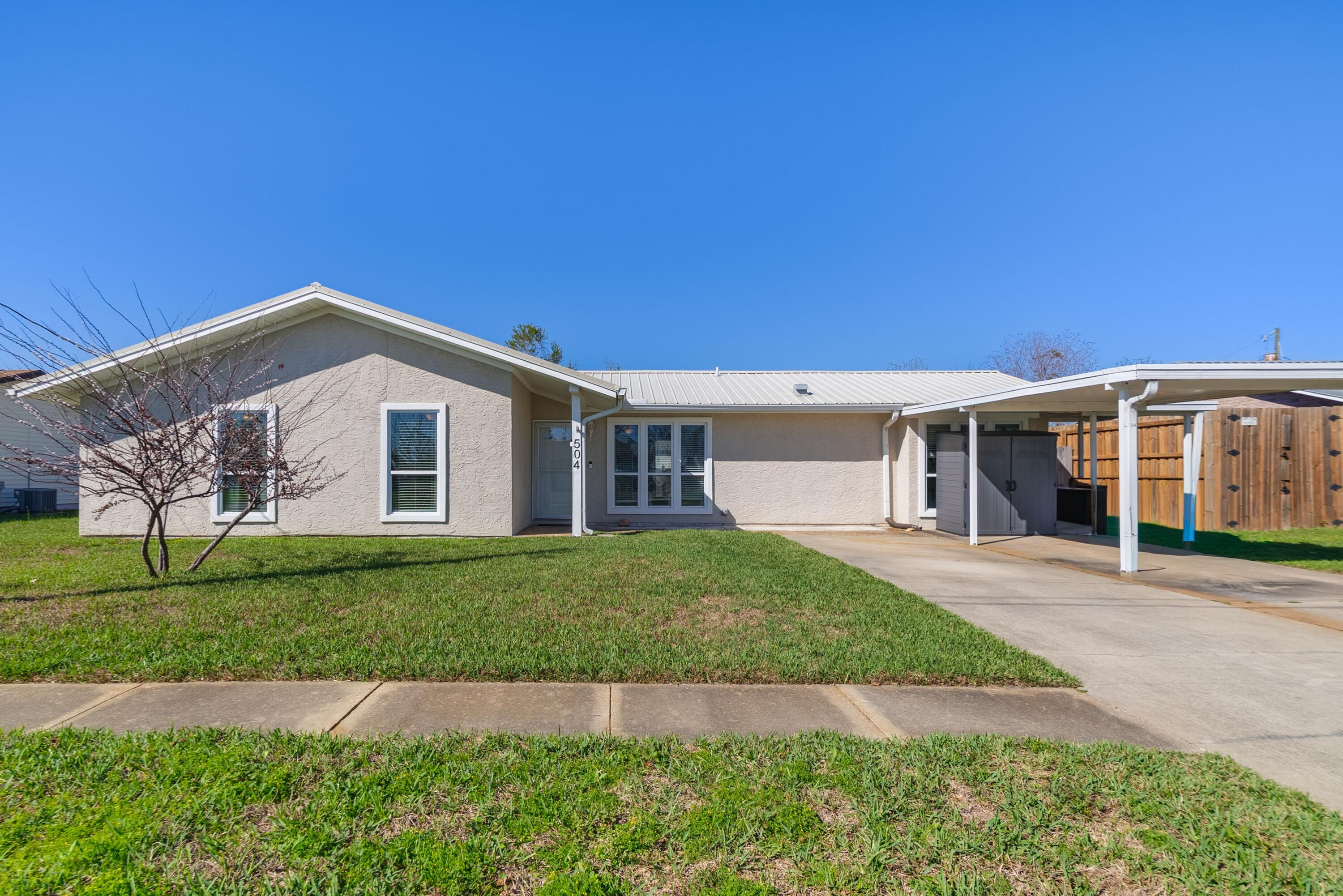 504 E Pine Forest Drive