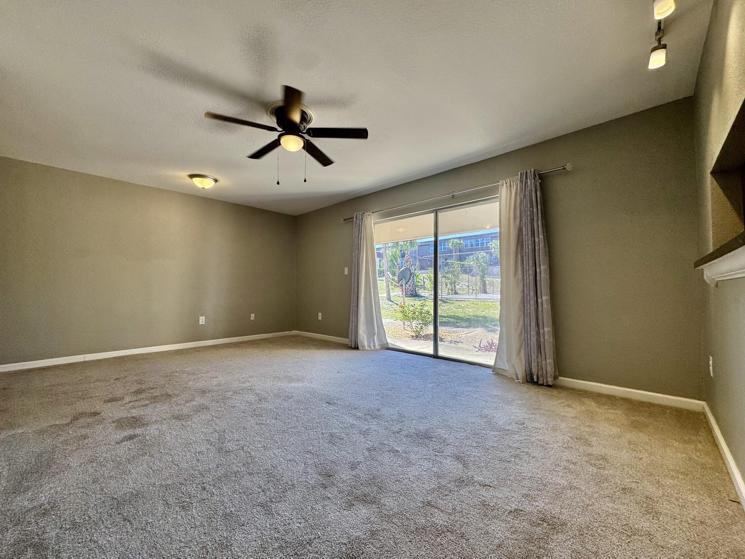 401 NW Marshall Court 2