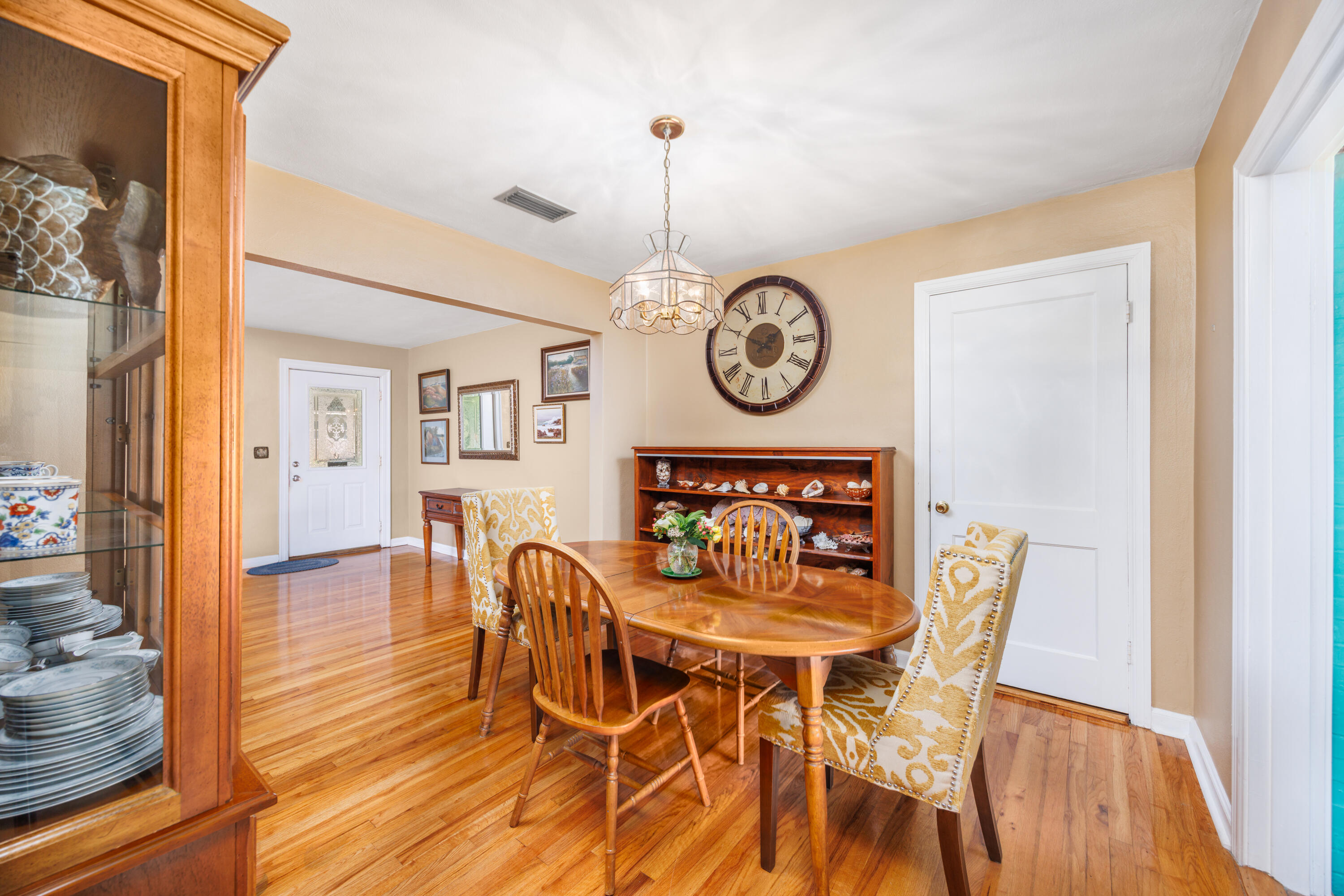 239 Beachview Drive