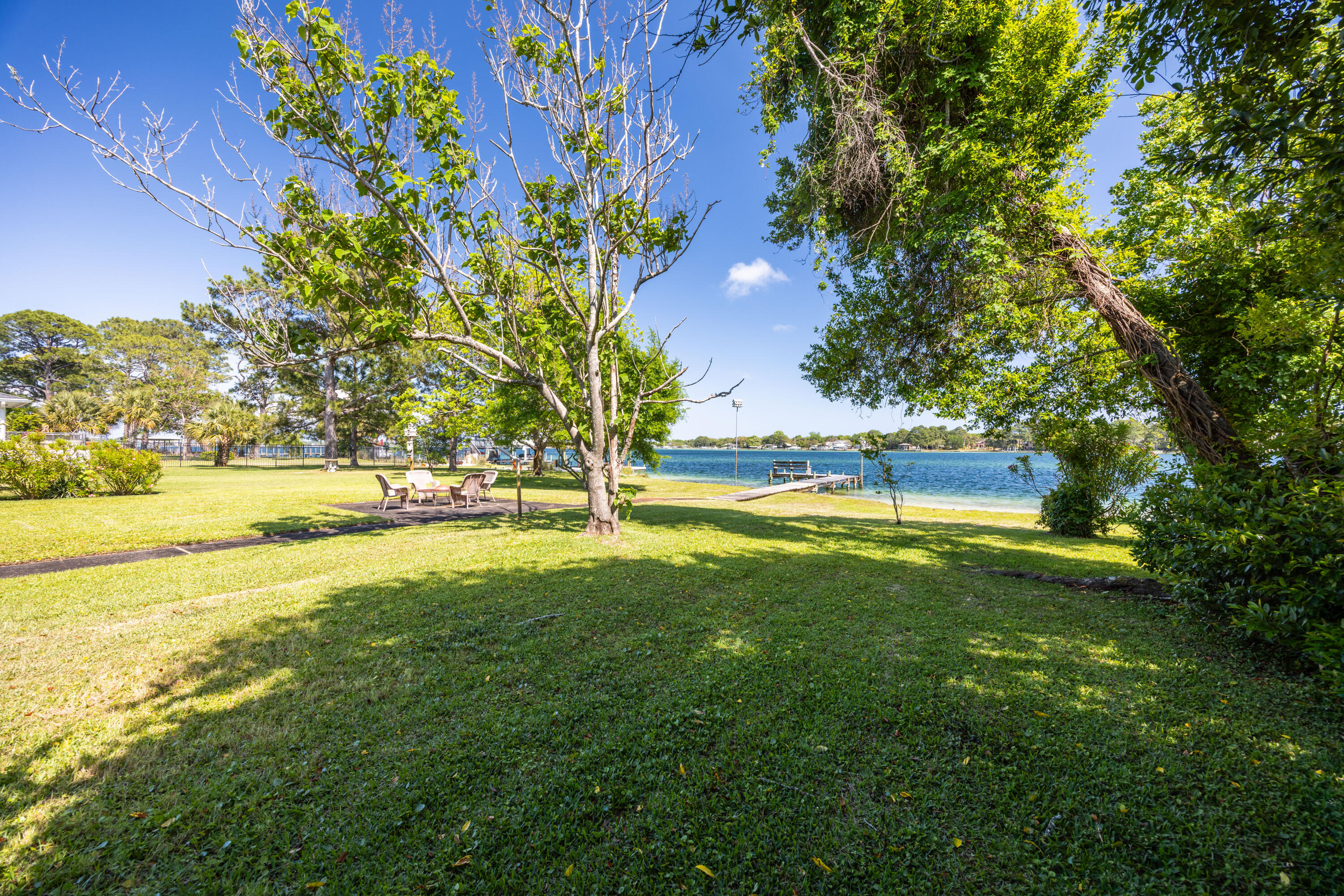 239 Beachview Drive