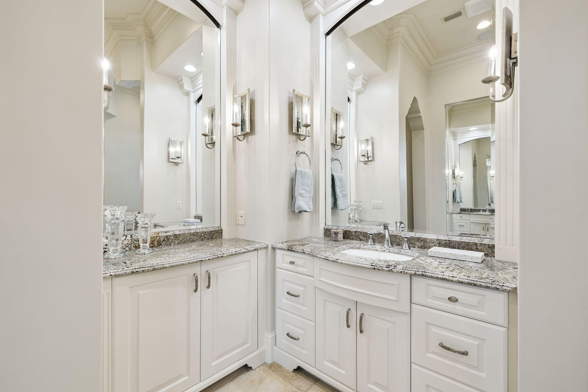 3203 Bay Estates Circle