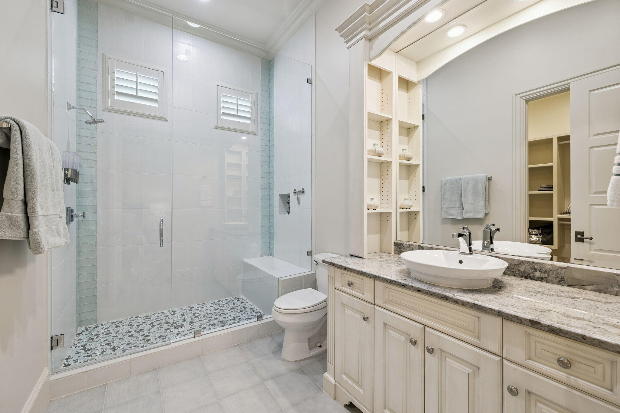 3203 Bay Estates Circle