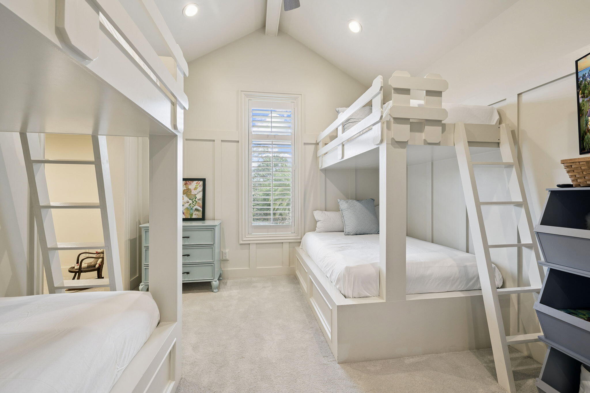 3203 Bay Estates Circle