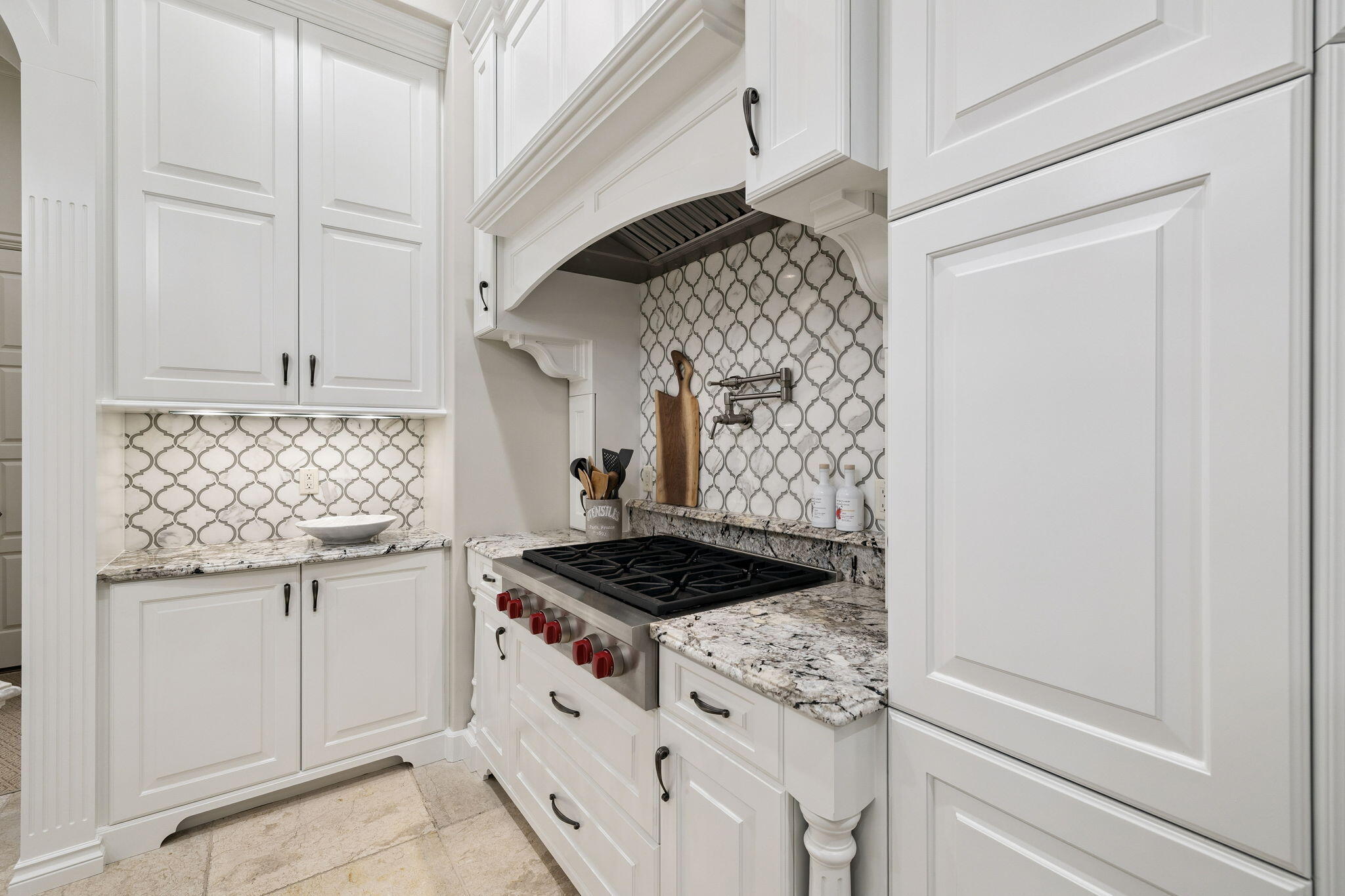 3203 Bay Estates Circle