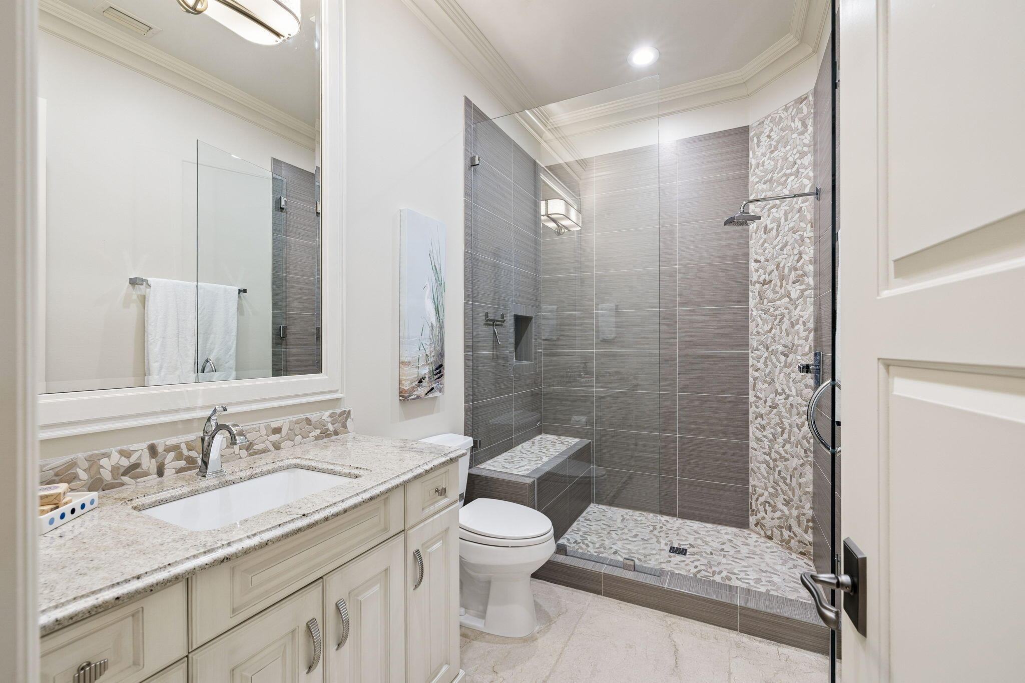 3203 Bay Estates Circle
