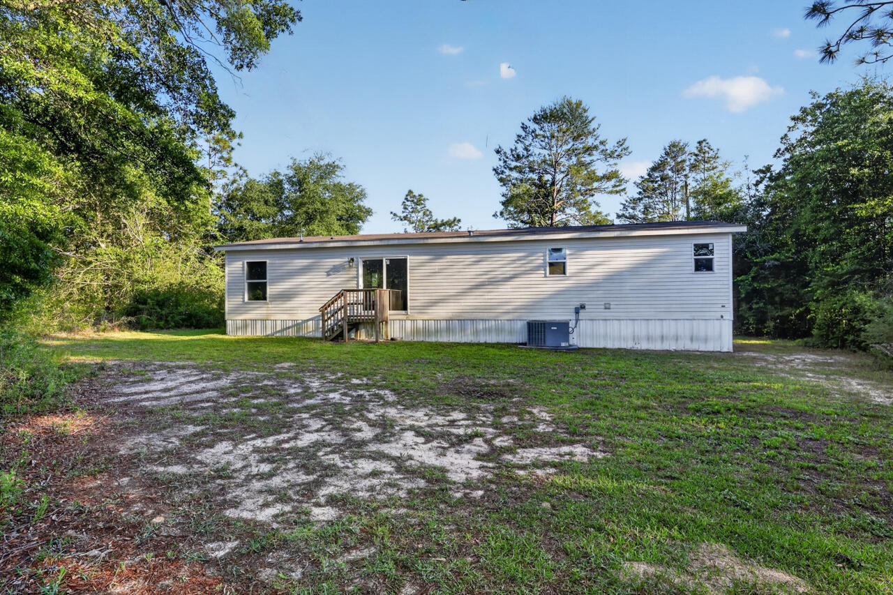 158 W Violet Lane, DeFuniak Springs