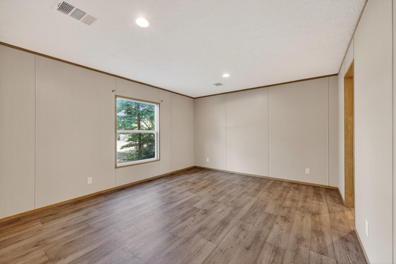 158 W Violet Lane, DeFuniak Springs