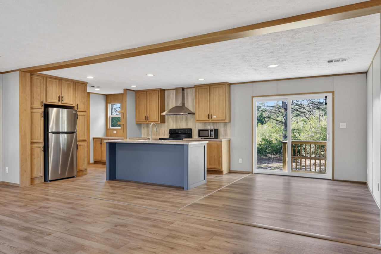 158 W Violet Lane, DeFuniak Springs