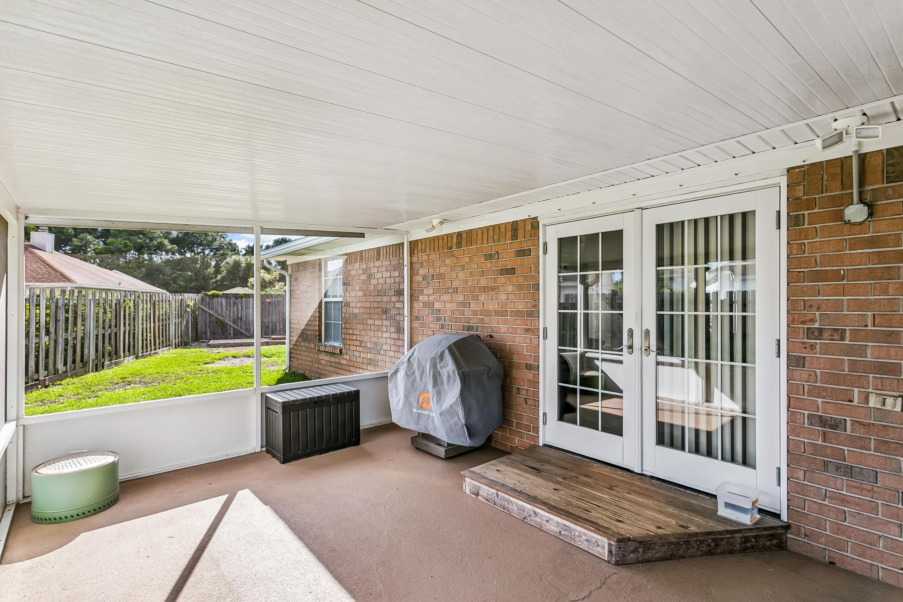 2201 Wedgewood Court